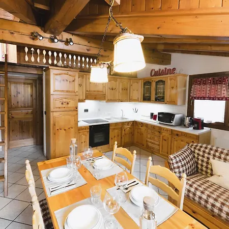 Maison Monamour In Pieno Centro Paese Apartman *